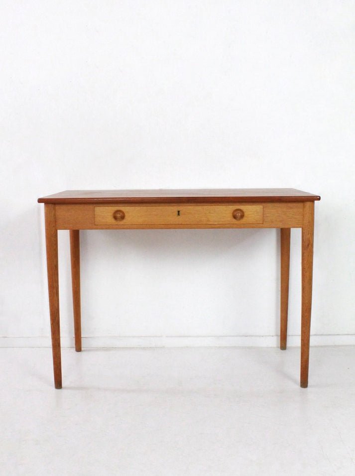 Damenschreibtisch RY32 Hans J Wegner, RY Møbler