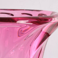 Große Vintage-Vase aus kranbeerfarbenem Val Saint Lambert-Kristall – Belgisches Kunstglas der 1960er Jahre