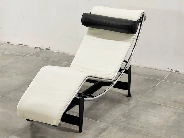 LC4 Corbusier - Modern Chaise Lounge Chair Black White