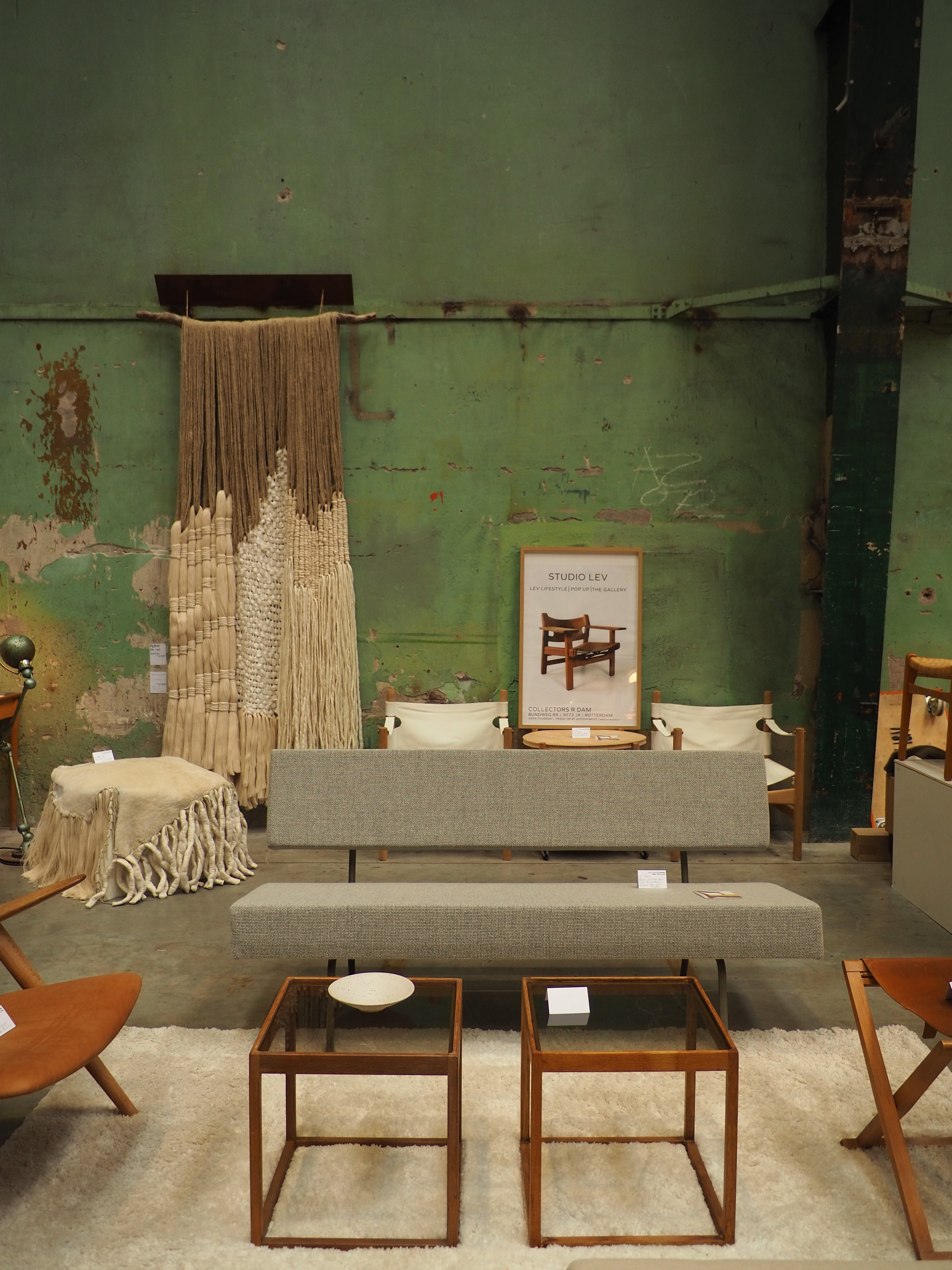 slider image slider_item_G83BC7