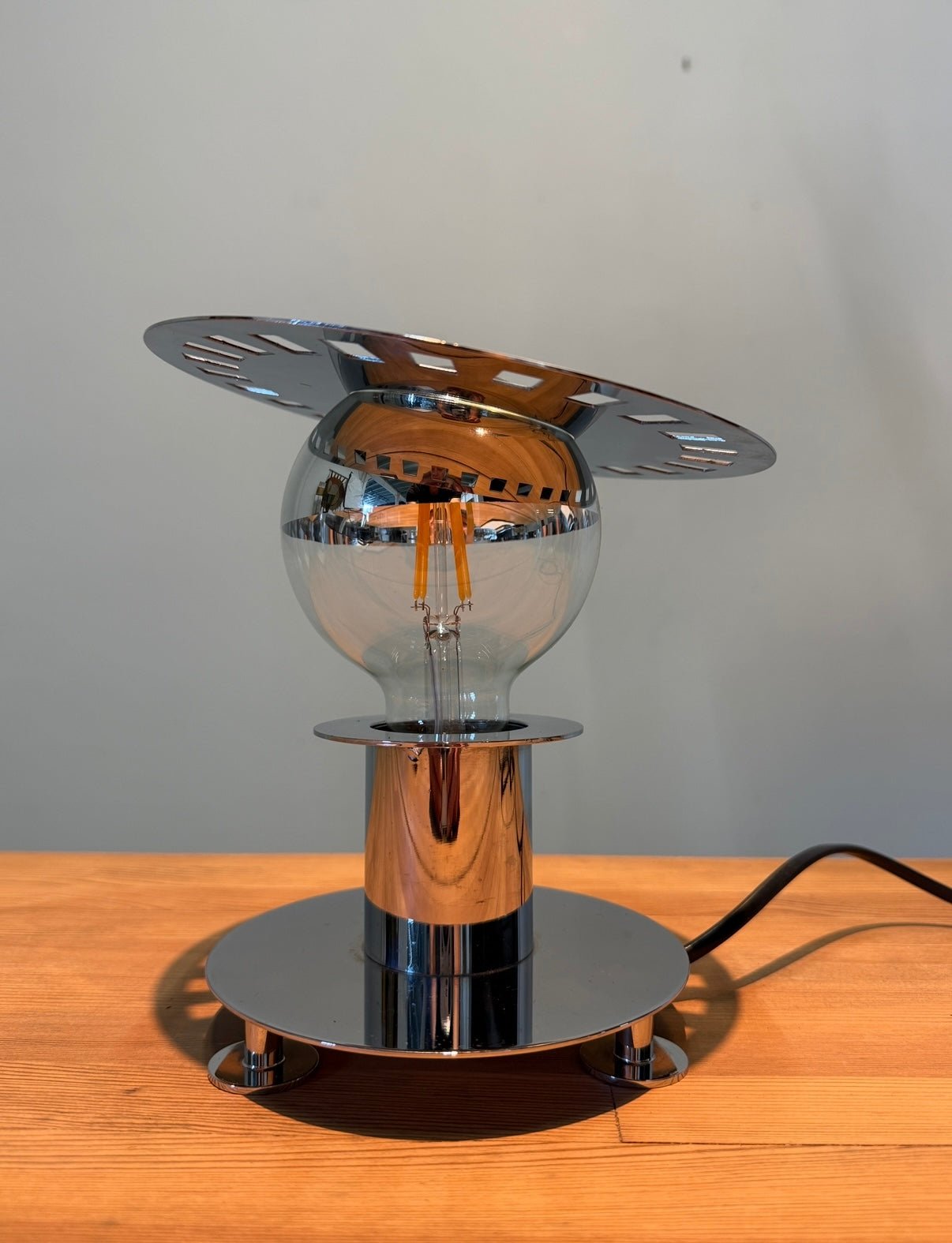 'Luna" tablelamp by George Sowden for Memphis Milano - COLLECTORS RDAM