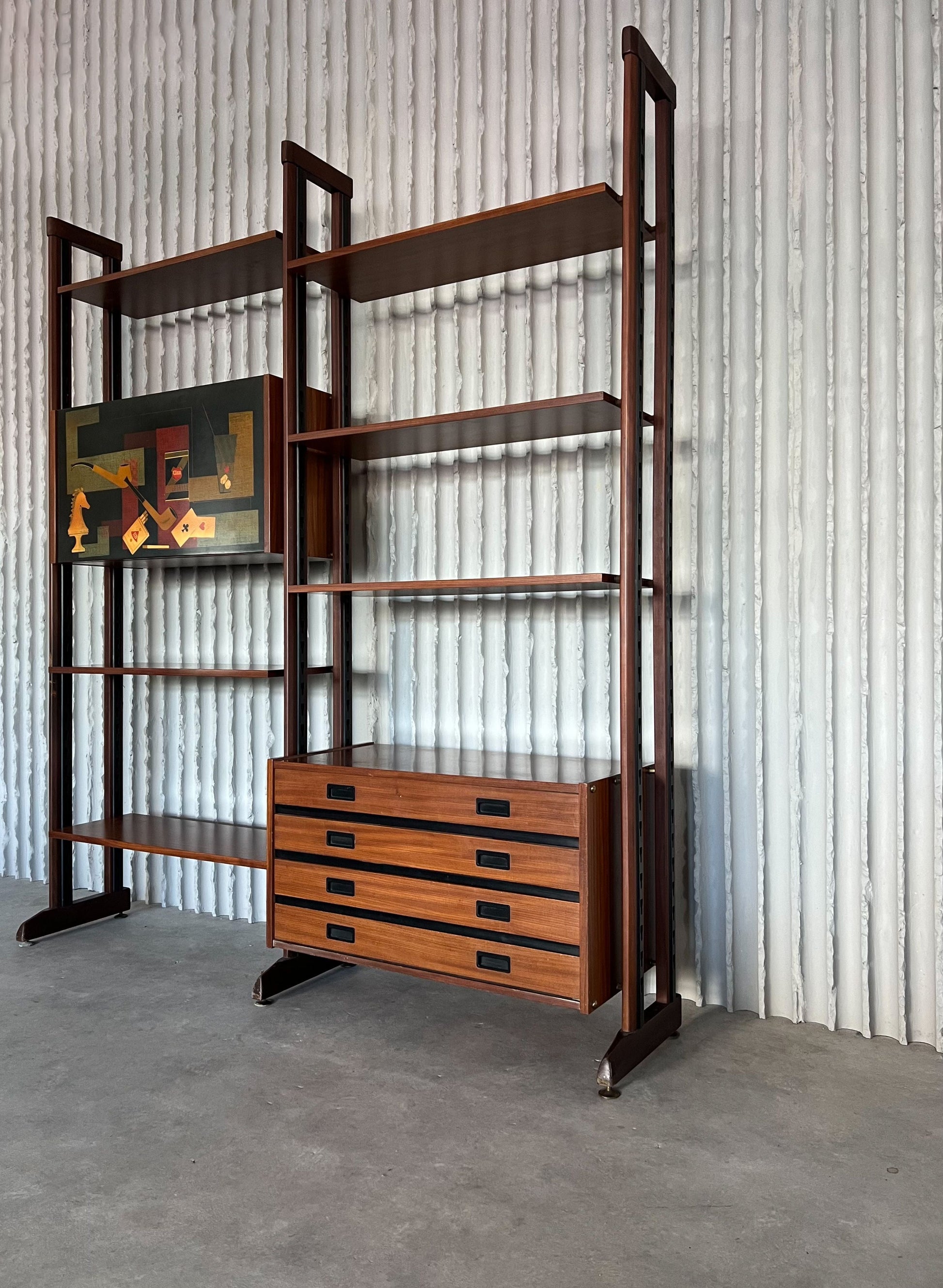 Mid - Century Italian Teak Wall Unit - Collectors - Net.Work