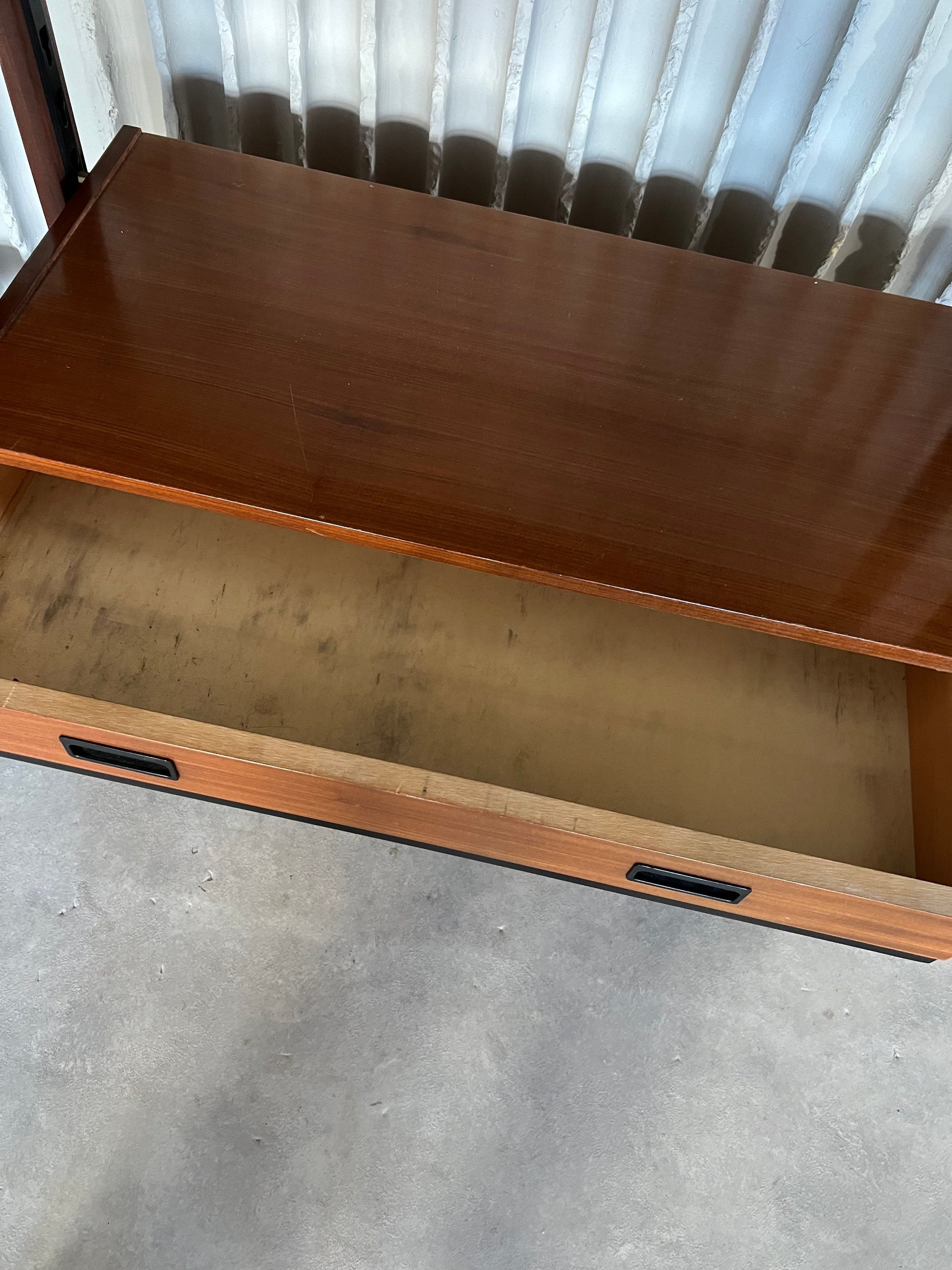 Mid - Century Italian Teak Wall Unit - Collectors - Net.Work