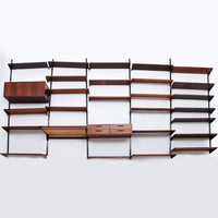 Modulares Wandsystem aus dunklem Holz von Kai Kristiansen - FM Møbler