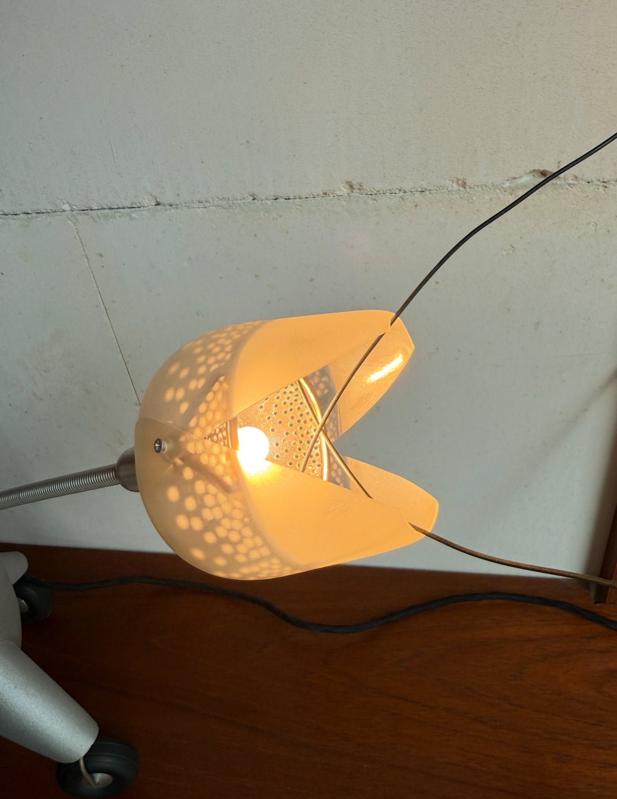 Nopperection table lamp by Hans Nopper for Ingo Maurer - COLLECTORS RDAM