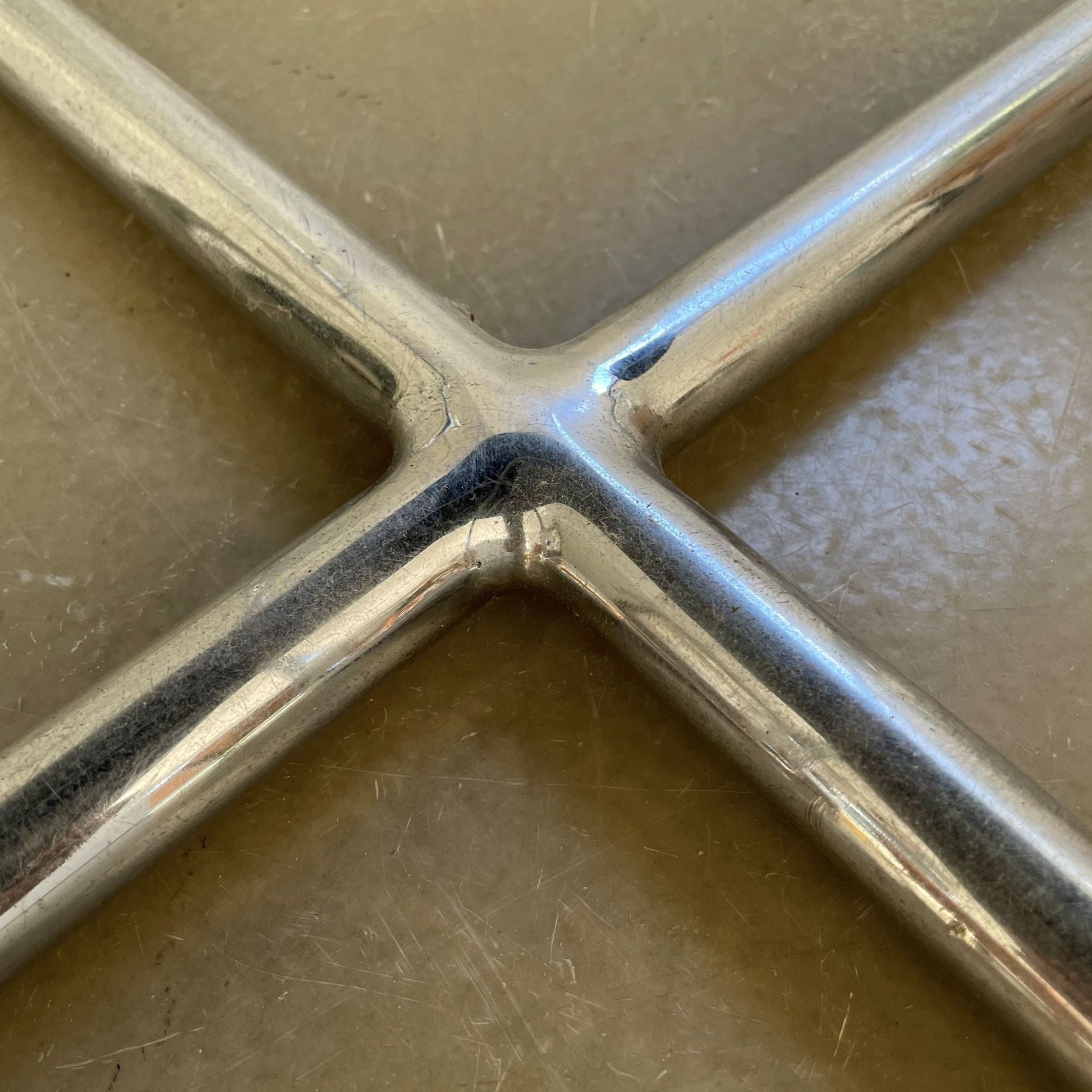 Original Bauhaus, Gispen style table, Auping, 1950s - Collectors - Net.Work