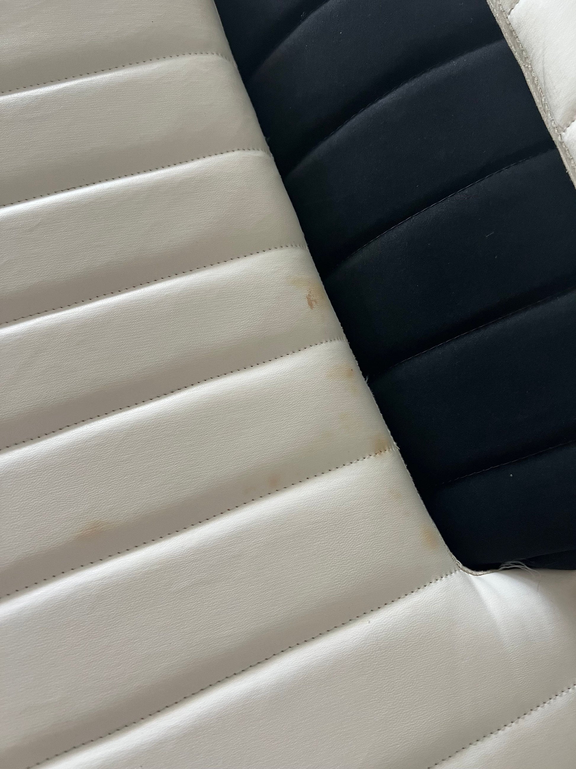 Original “Libro” chair by Gruppo DAM for Busnelli - Collectors - Net.Work