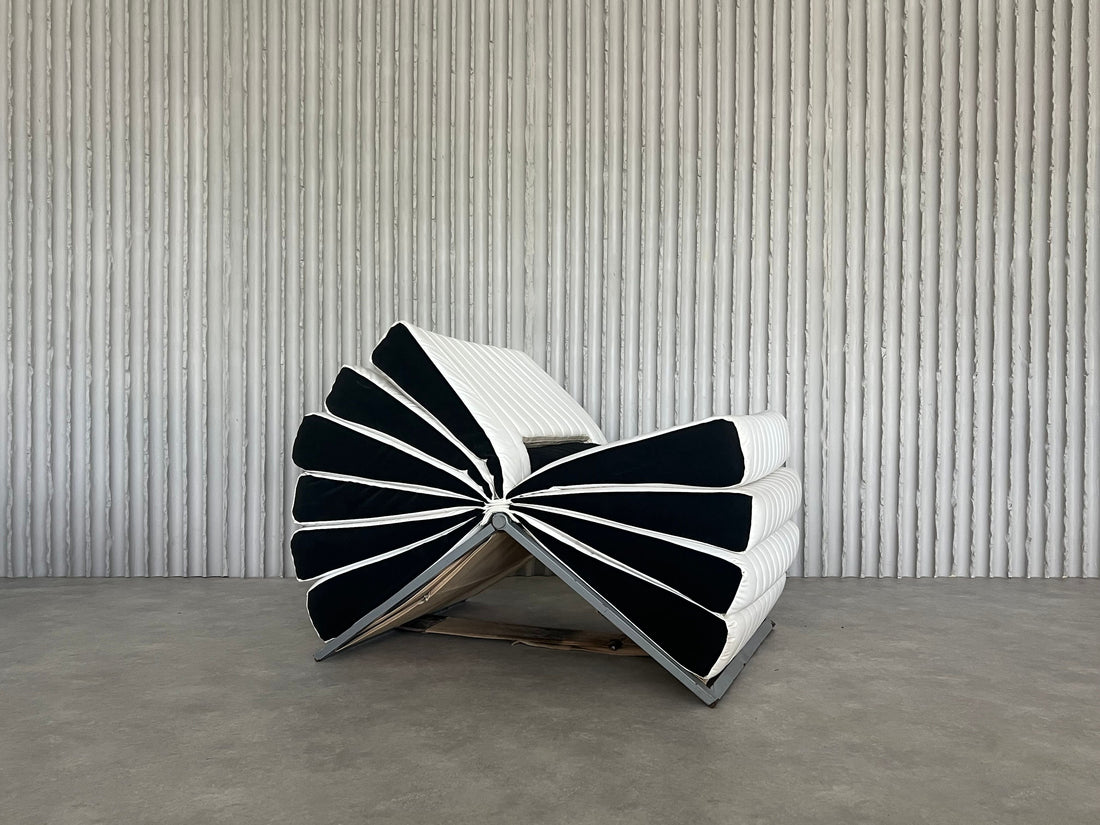 Original “Libro” chair by Gruppo DAM for Busnelli - Collectors - Net.Work