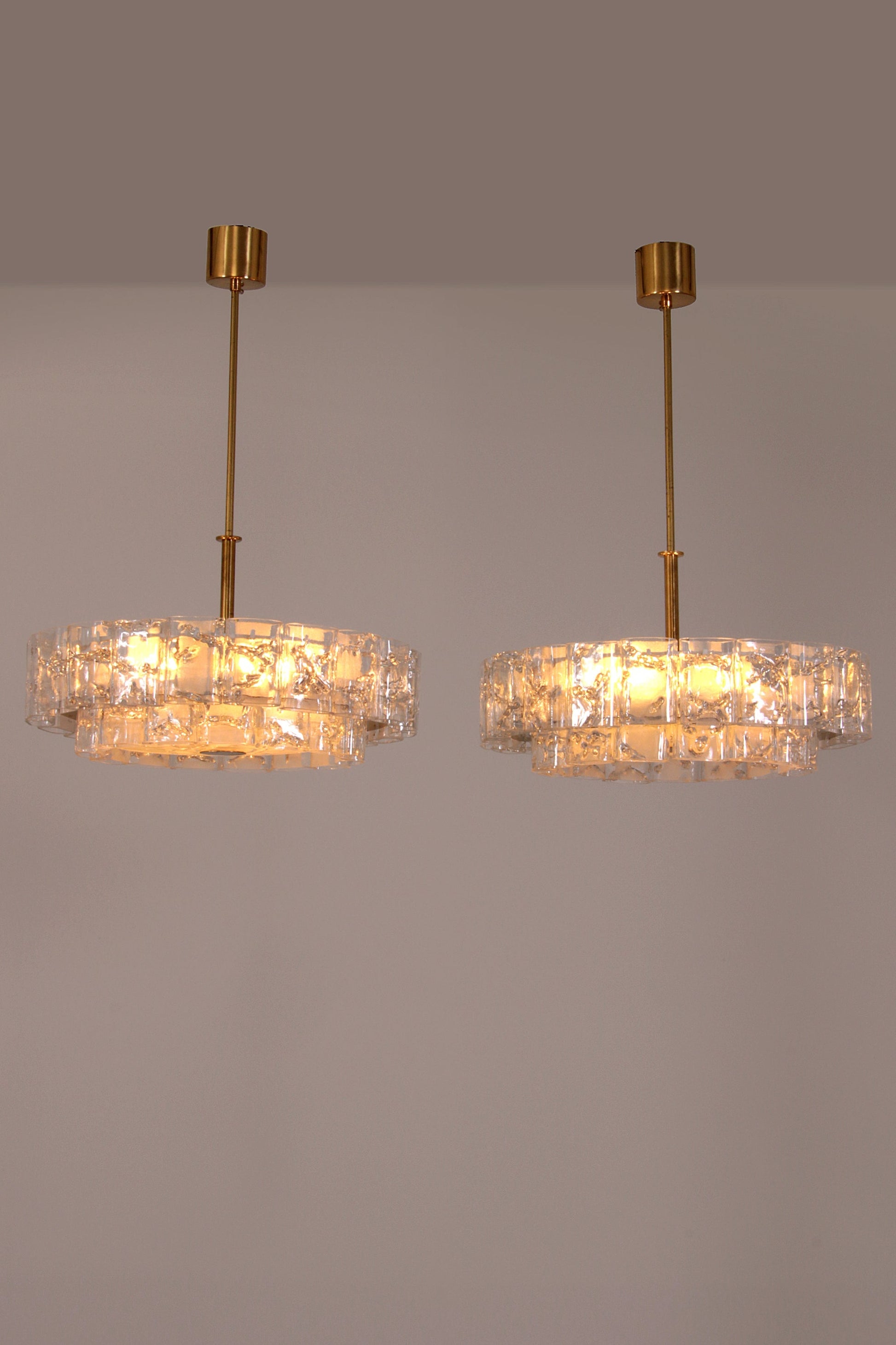 "Pair of Doria Leuchten Mid - Century Brass & Crystal Chandeliers, 1960s" - Collectors - Net.Work