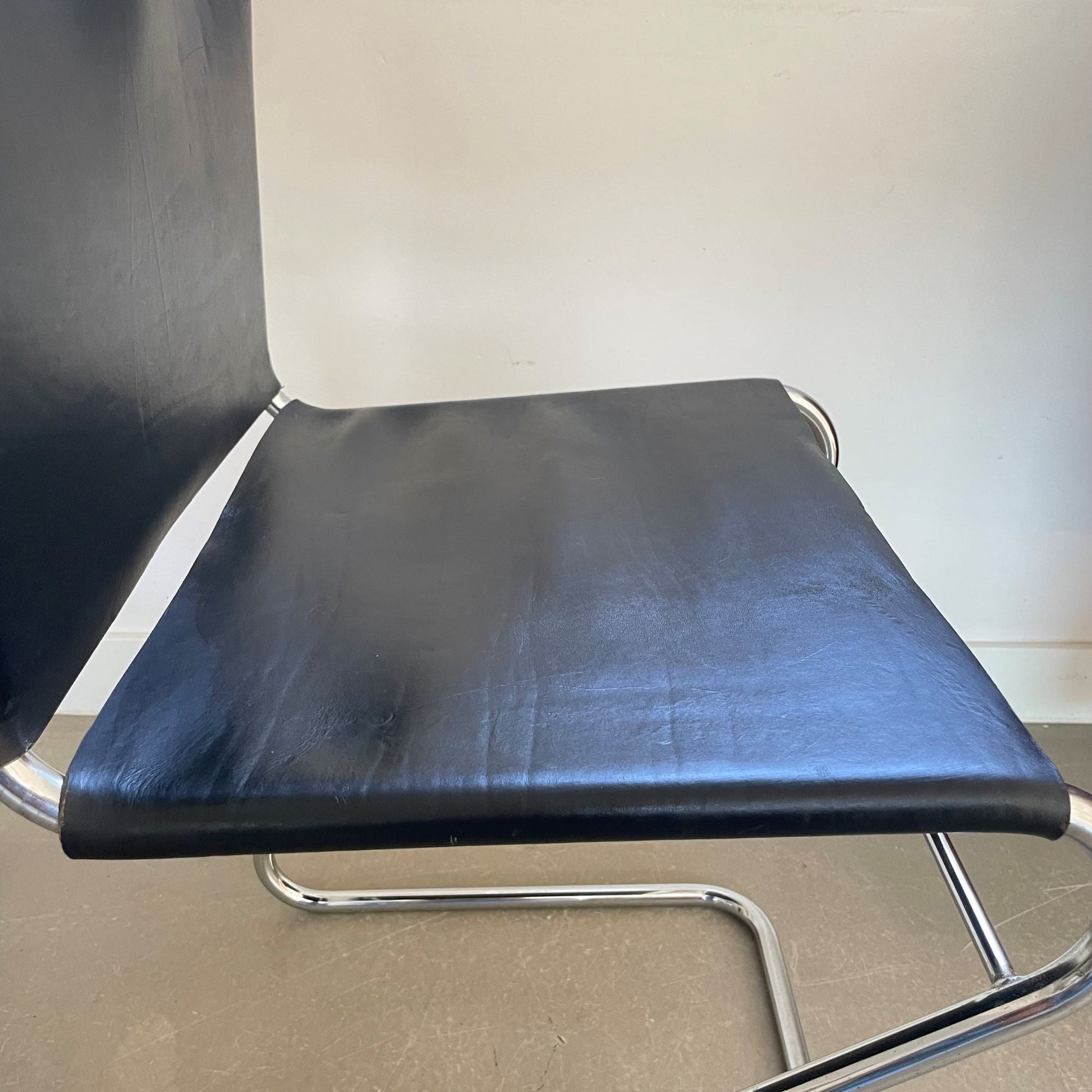 Rare edition ‘Biscia’ chair, Pascal Mourgue for Steiner, France, 1960s - COLLECTORS RDAM