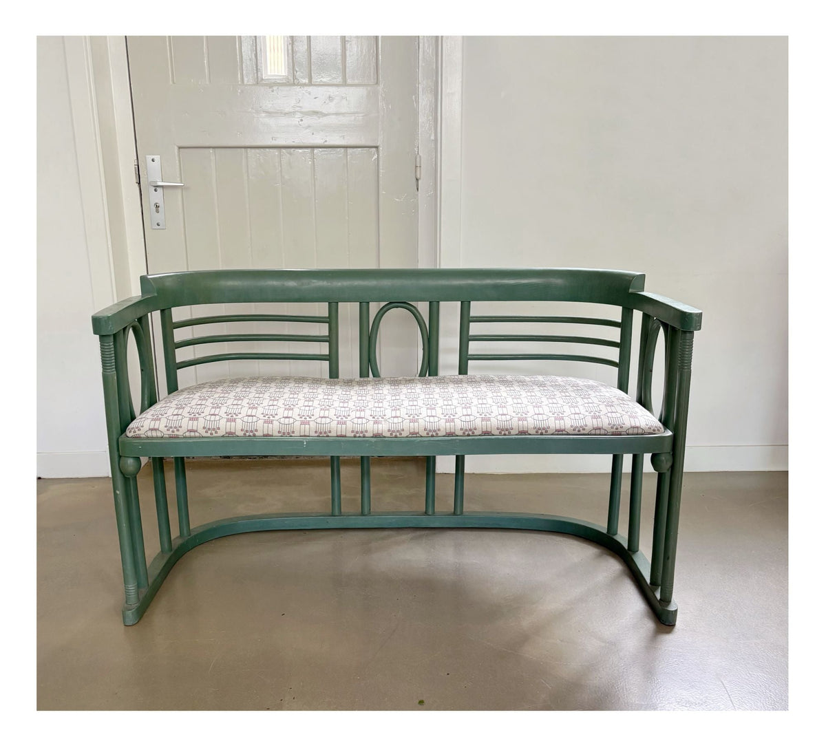 Zeldzame “Fledermaus”-bank, ontwerp Josef Hoffmann, Oostenrijk, jaren 30