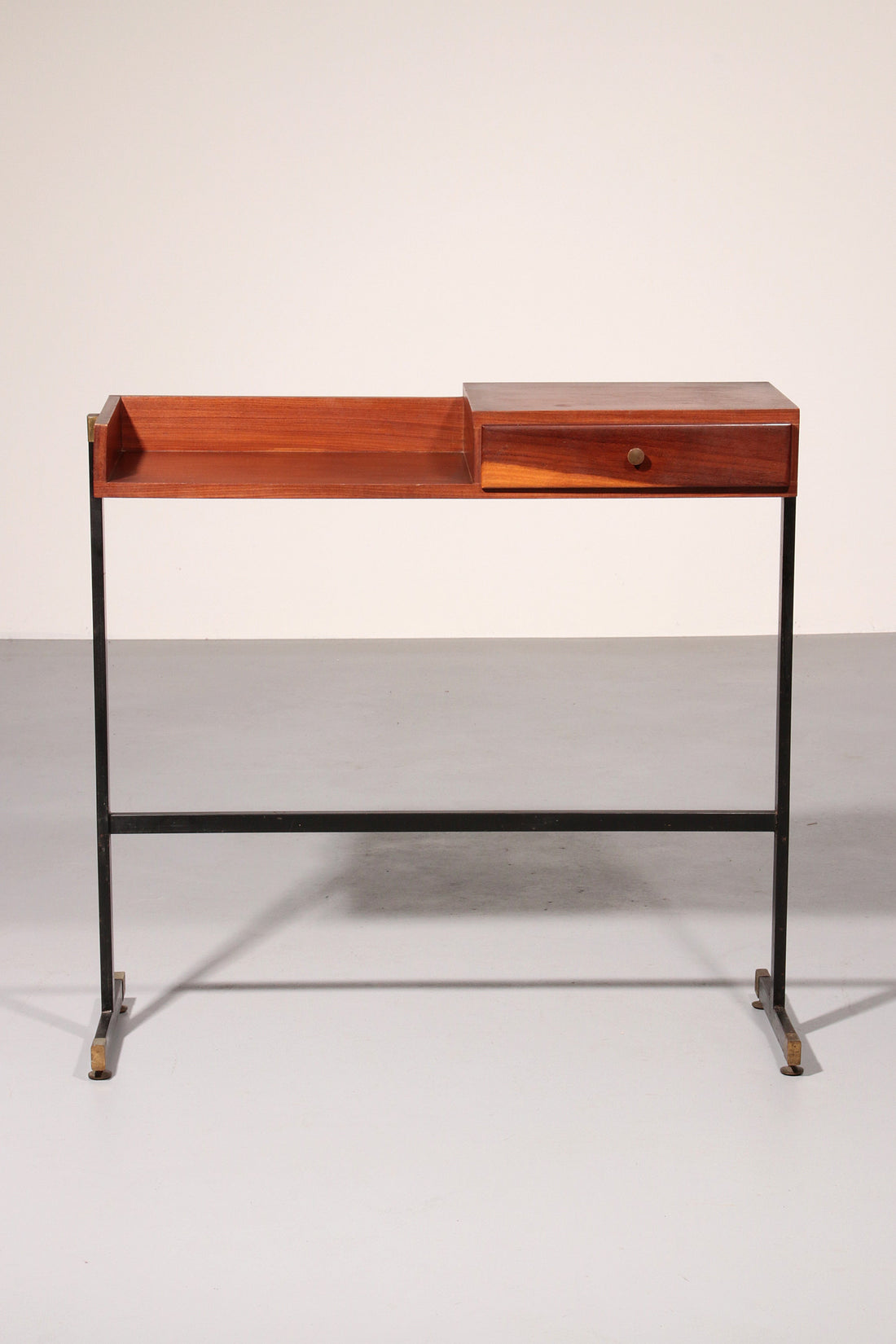 Rare Italian Mid - Century Modern Console / Writing Table by Ico Parisi - Collectors - Net.Work