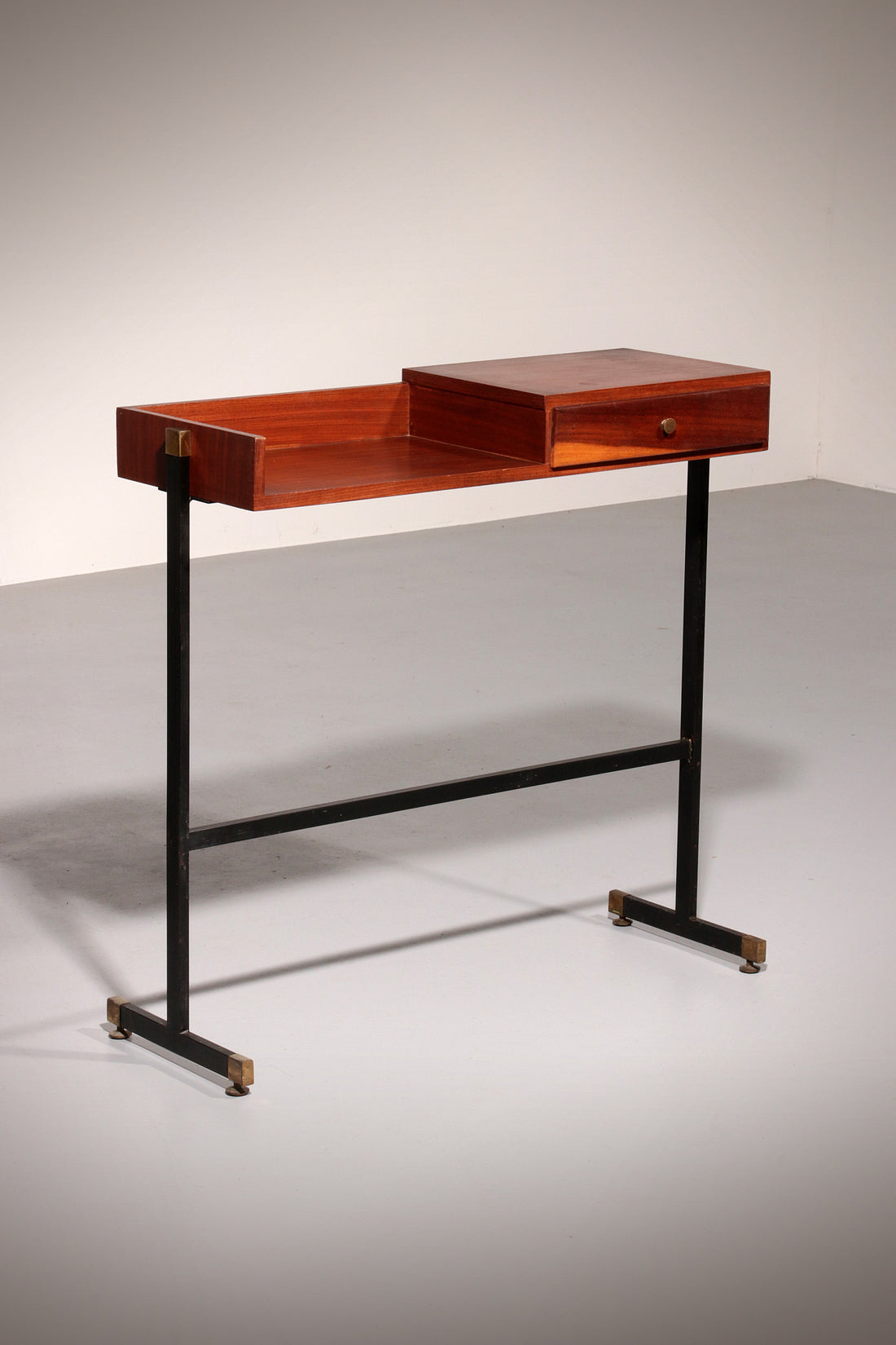 Rare Italian Mid - Century Modern Console / Writing Table by Ico Parisi - Collectors - Net.Work