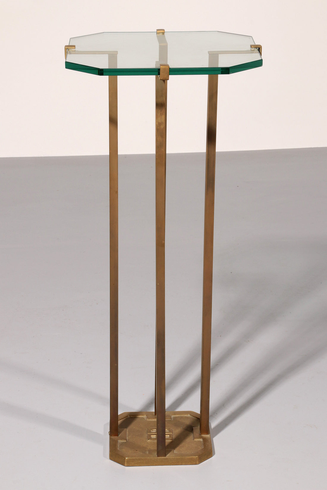 Rare Peter Ghyczy T18 Console Tables, 1970s Design (73 cm high.) - Collectors - Net.Work