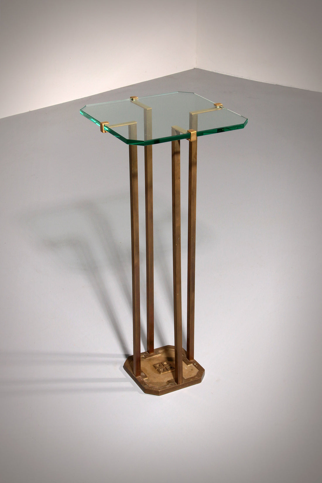 Rare Peter Ghyczy T18 Side Tables, 1970s Design 73 cm high - Collectors - Net.Work
