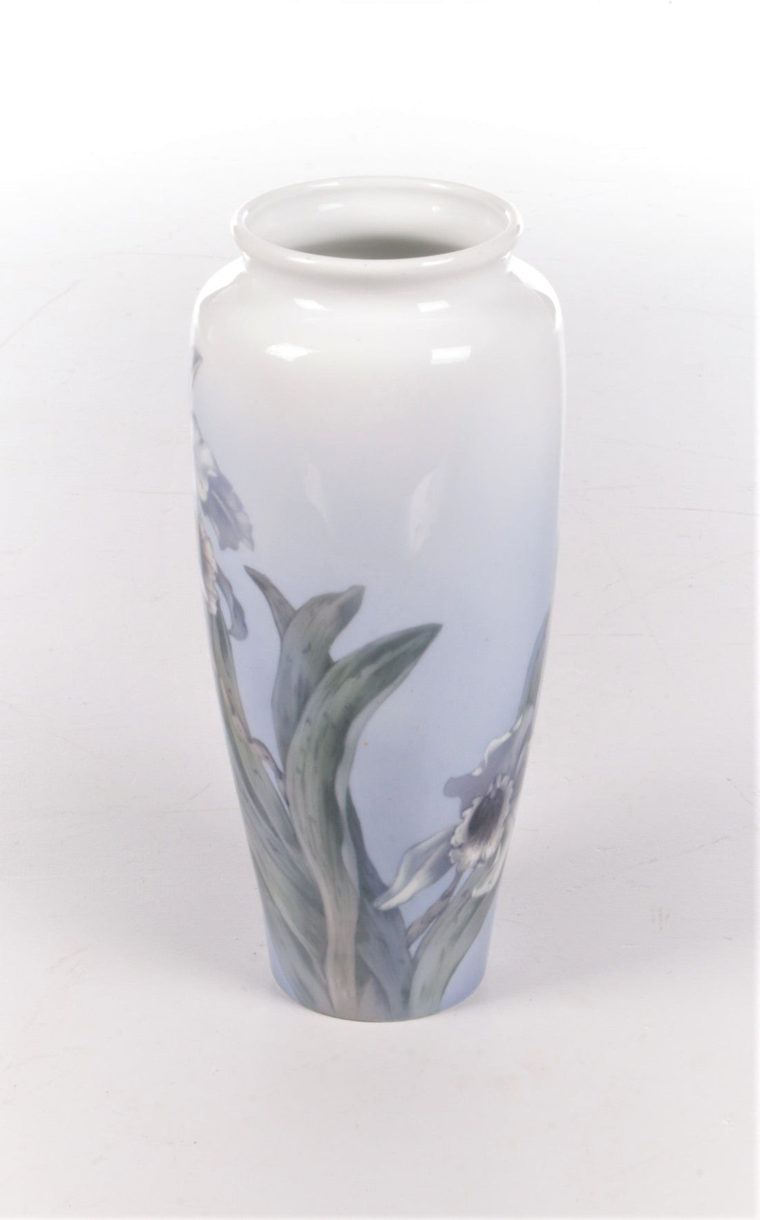 Royal Copenhagen Large Porcelain Vase Hand - Painted with Trumpet Flower - Collectors - Net.Work
