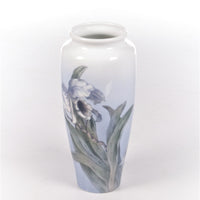Große Porzellanvase von Royal Copenhagen, handbemalt mit Trompetenblume