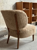 Scandinavian mid century design lounge chair in sheepskin - Collectors - Net.Work