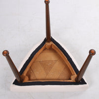 Skandinavischer Hocker aus Teakholz – Vintage-Design aus den 1960er Jahren