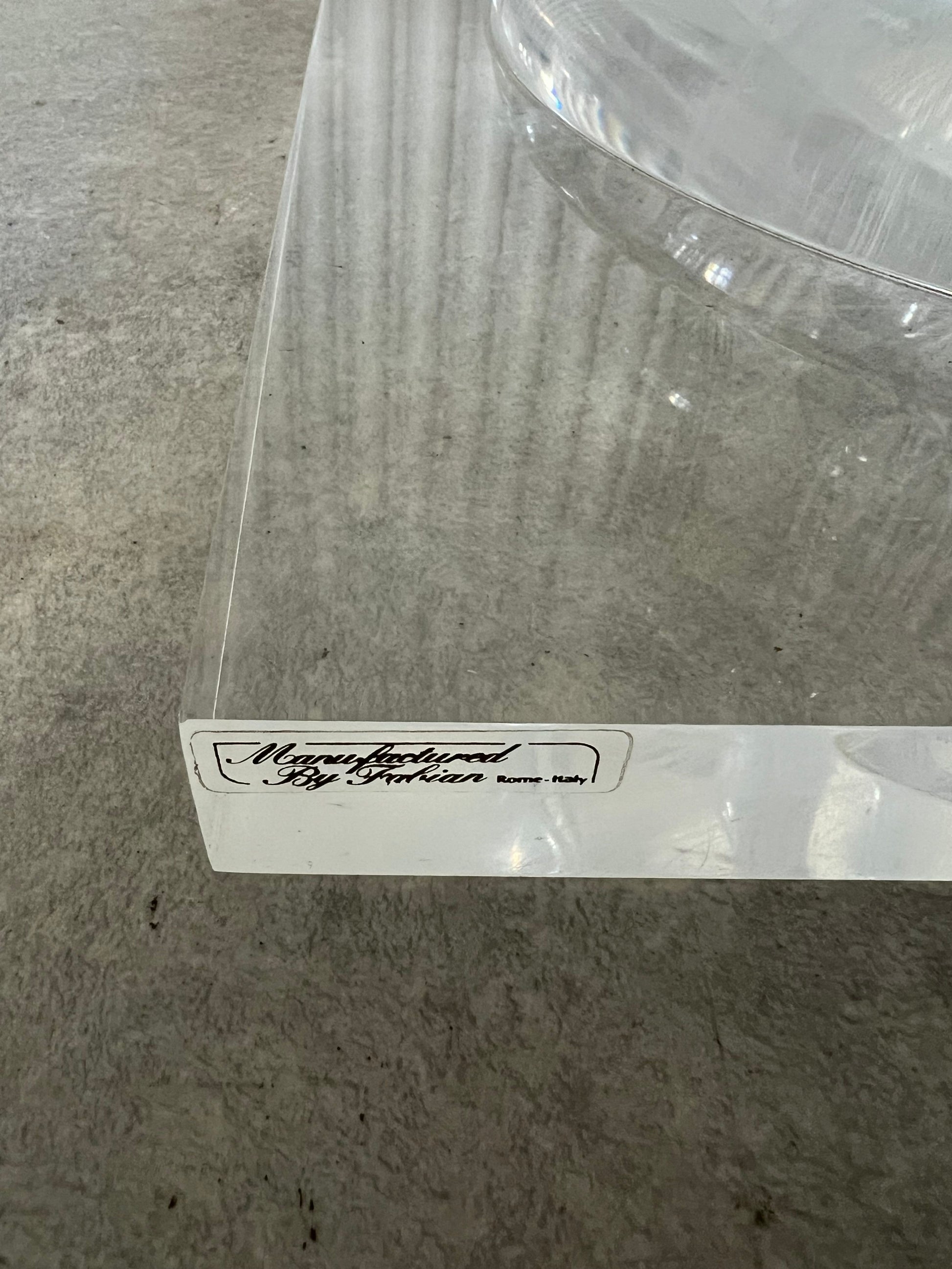 Set of 2 pop art columns by Fabianart Roma - Collectors - Net.Work