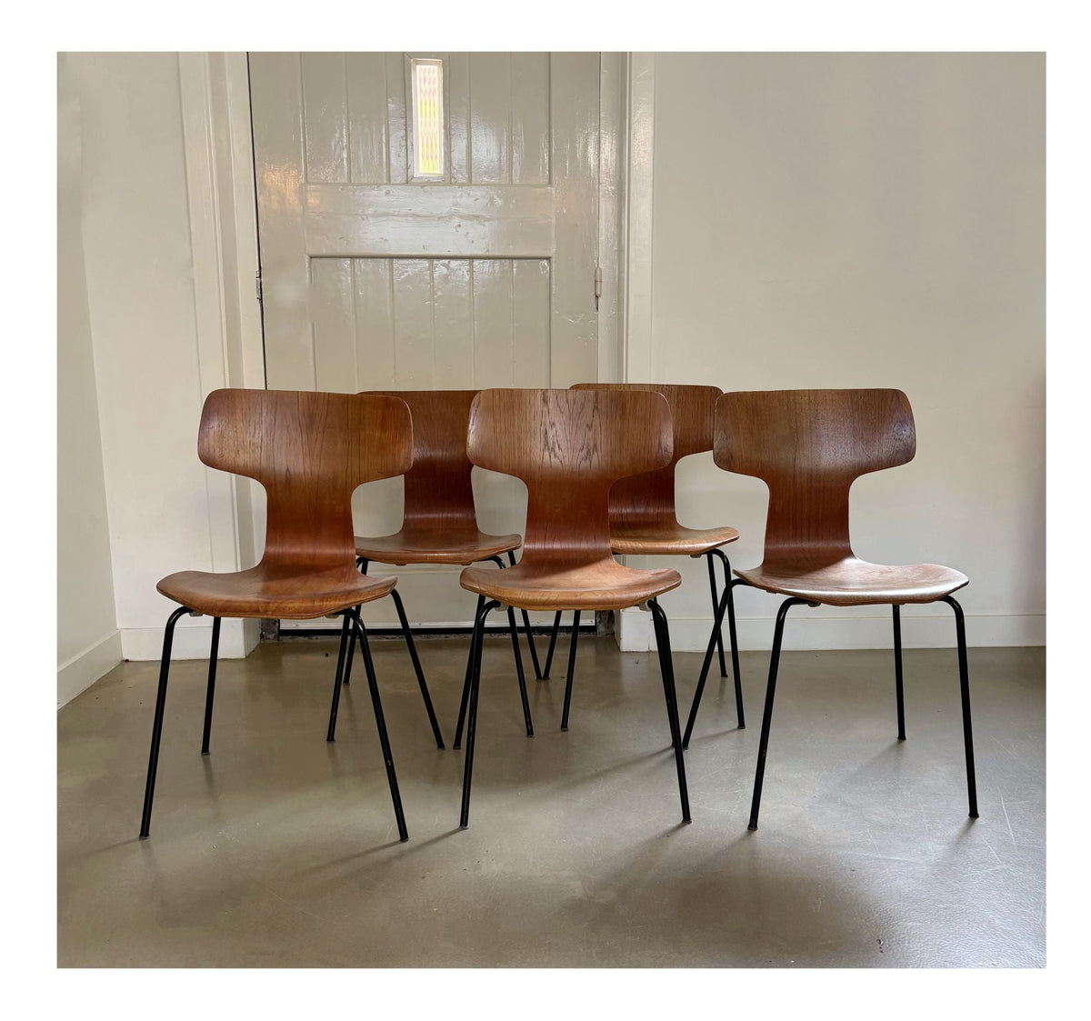 Set of 5 ‘Hammer’ chairs, design Arne Jacobsen for Fritz Hansen, Denmark, 1969