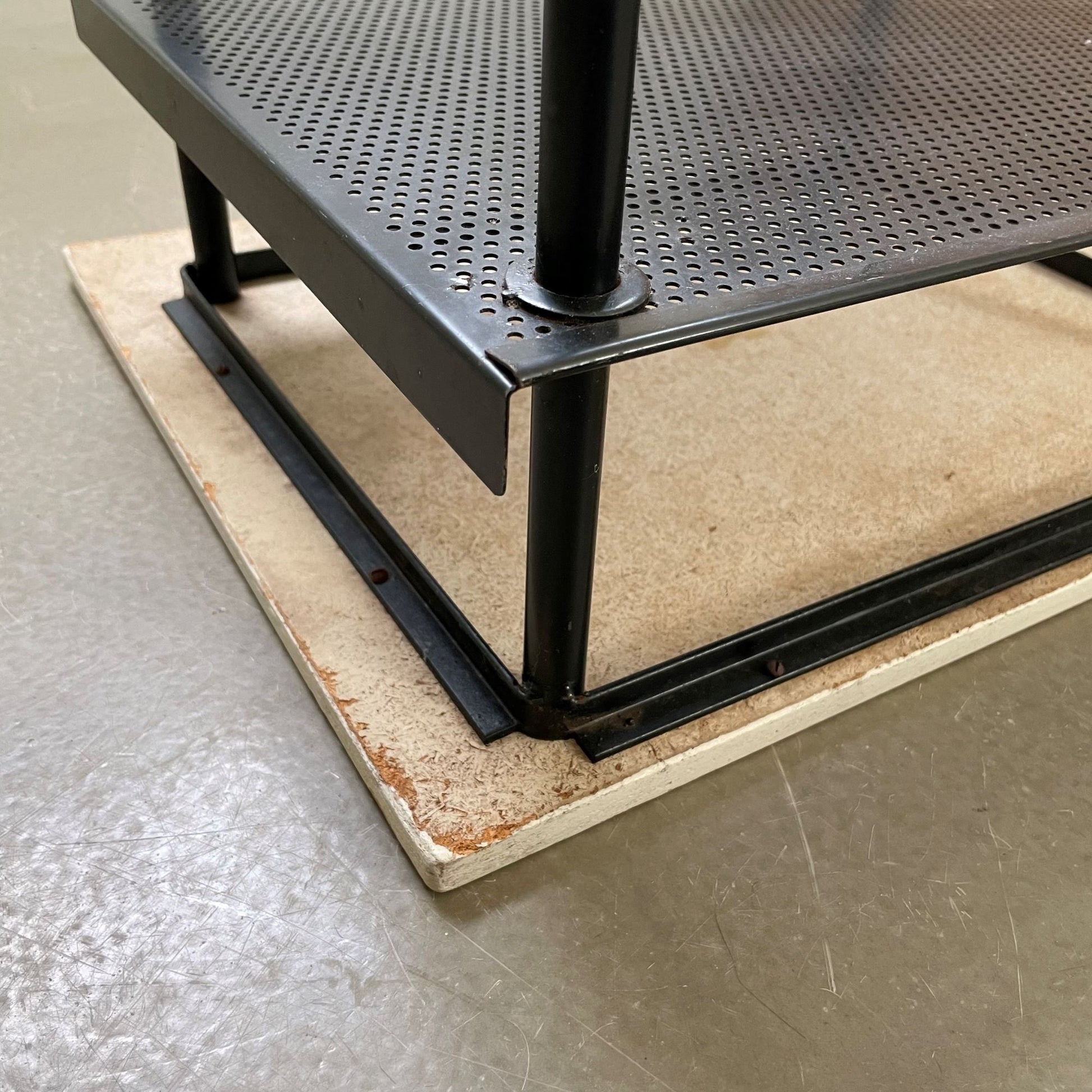 Set of mid - century modernist side tables, Wim Rietveld for Auping, 1950s - COLLECTORS RDAM