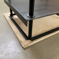 Set van modernistische bijzettafels uit het midden van de vorige eeuw, Wim Rietveld voor Auping, jaren 50