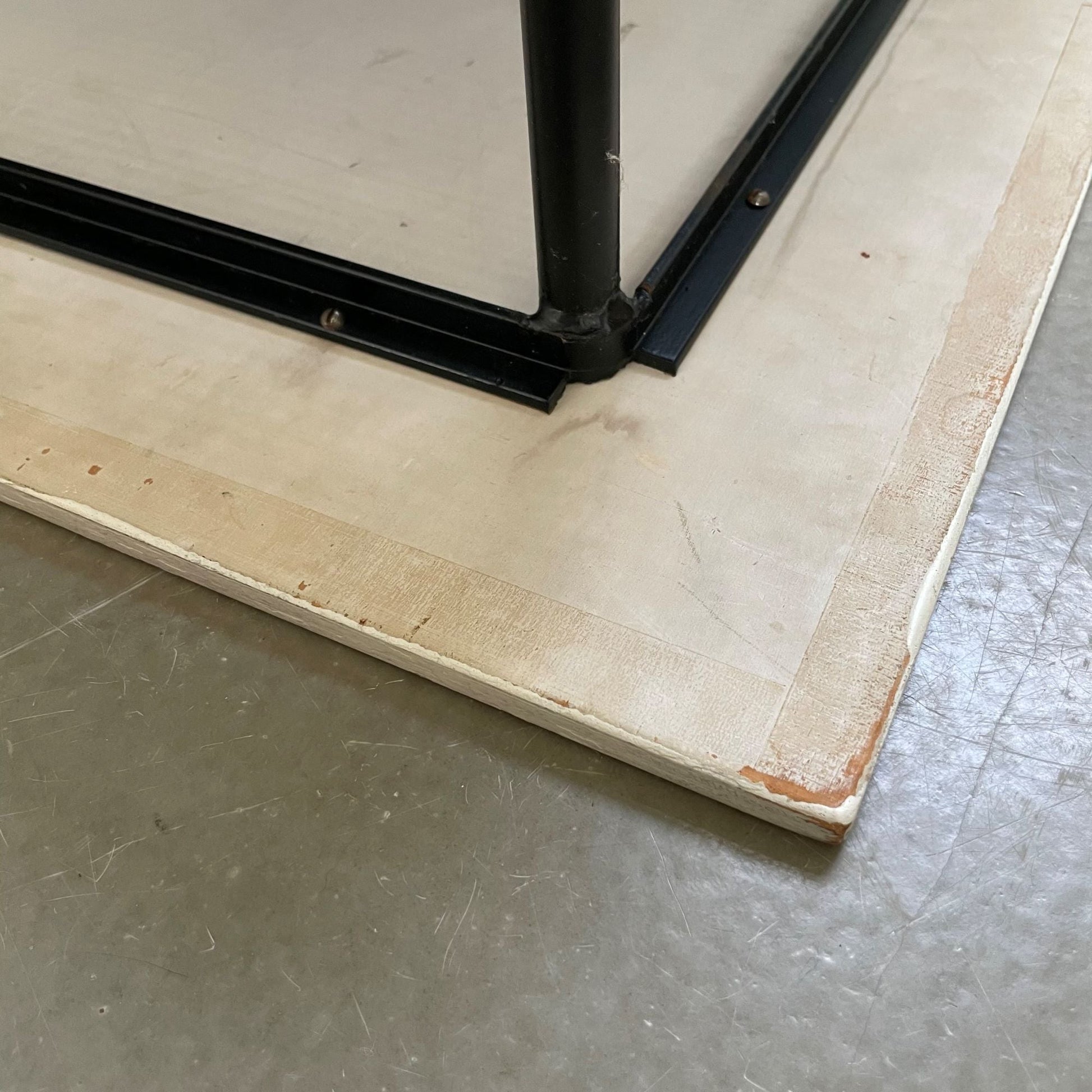 Set of mid - century modernist side tables, Wim Rietveld for Auping, 1950s - COLLECTORS RDAM