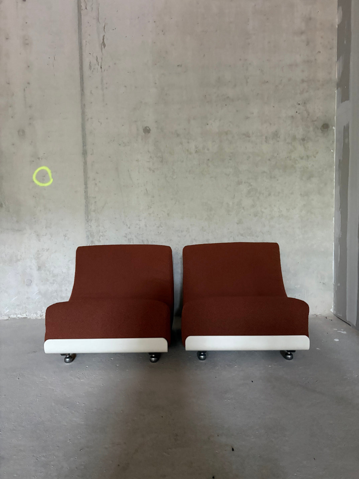 Set of Orbis lounge chairs 70’s
