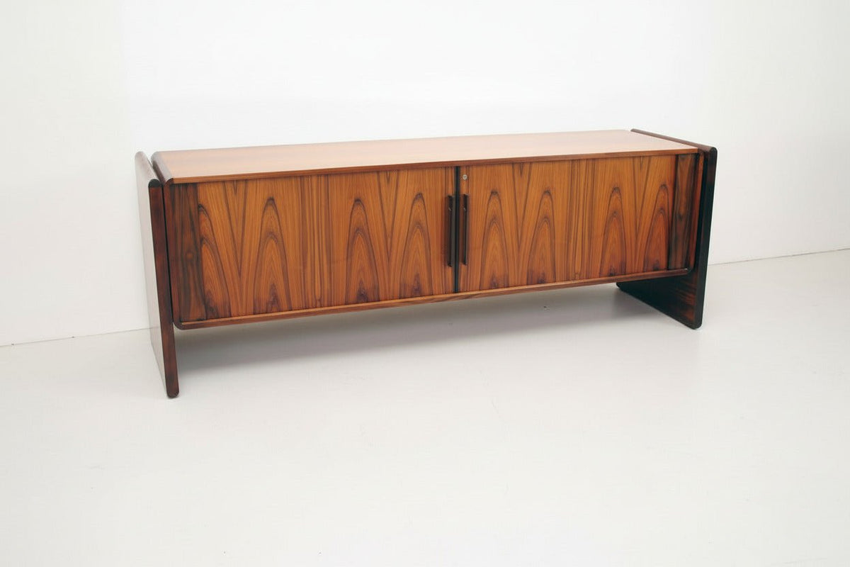 Sideboard mit Rolltüren von Dyrlund - Dänemark 1960