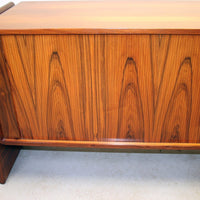 Sideboard mit Rolltüren von Dyrlund - Dänemark 1960