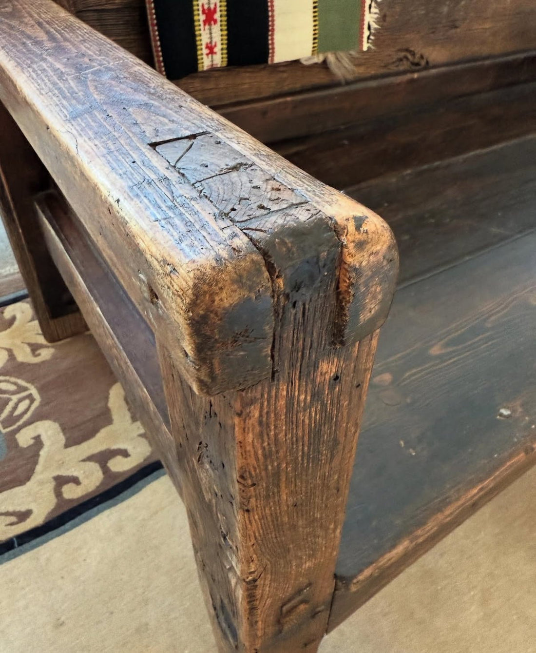 Spanish 18th century sofa - COLLECTORS RDAM