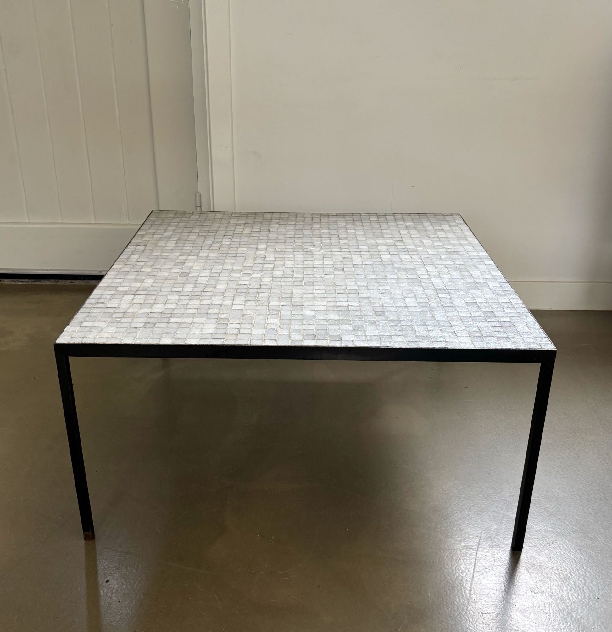 Square mosaic coffee table, design Floris H. Fiedeldij for Artimeta, The Netherlands, 1950s - Collectors - Net.Work