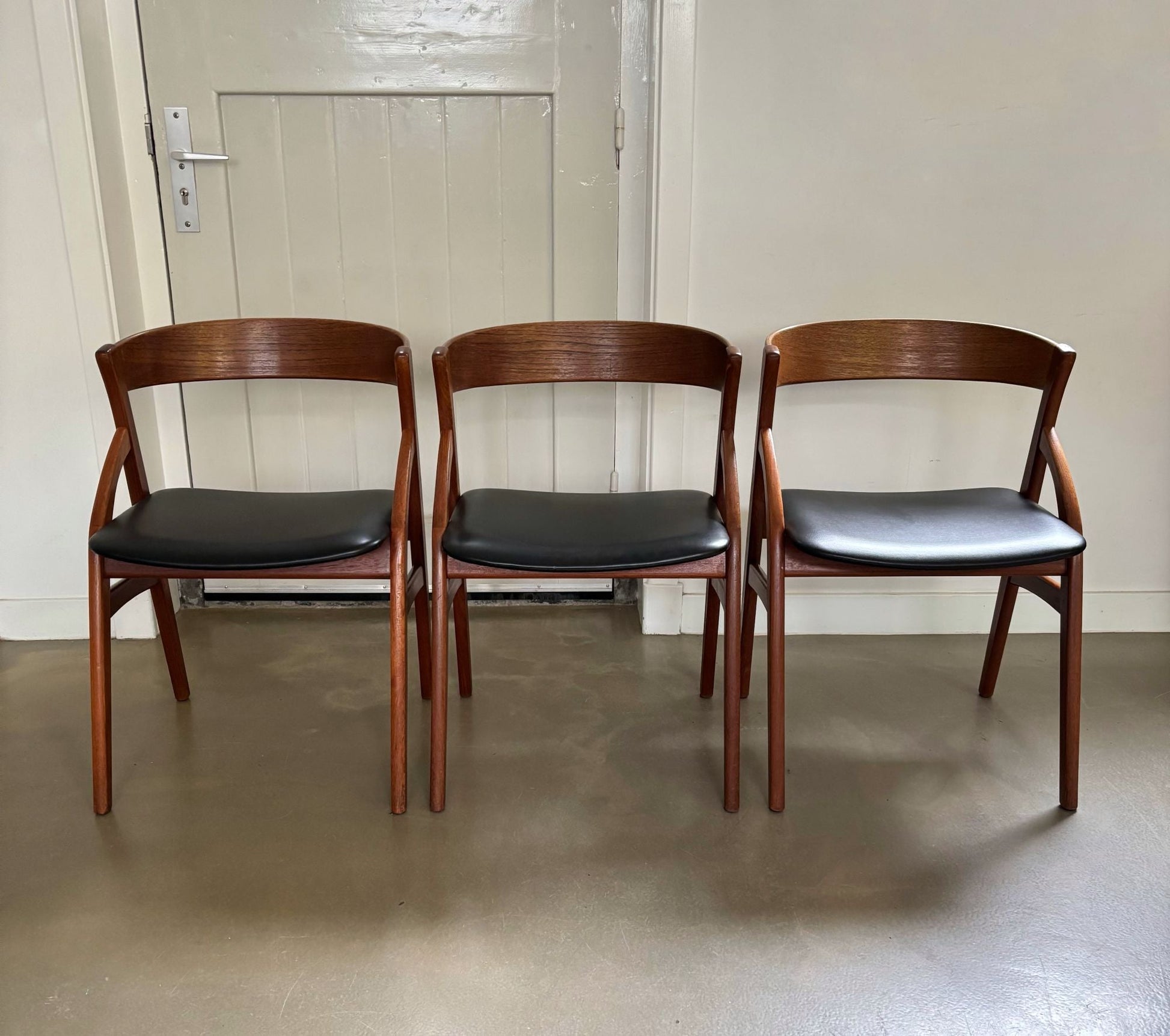 Teak dining chair, Dyrlund a/s Smith Furniture, Denmark, 1960s - Collectors - Net.Work