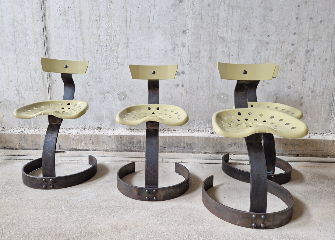 Unique Set of 4 Postmodern Tractor Seat Chairs - COLLECTORS RDAM