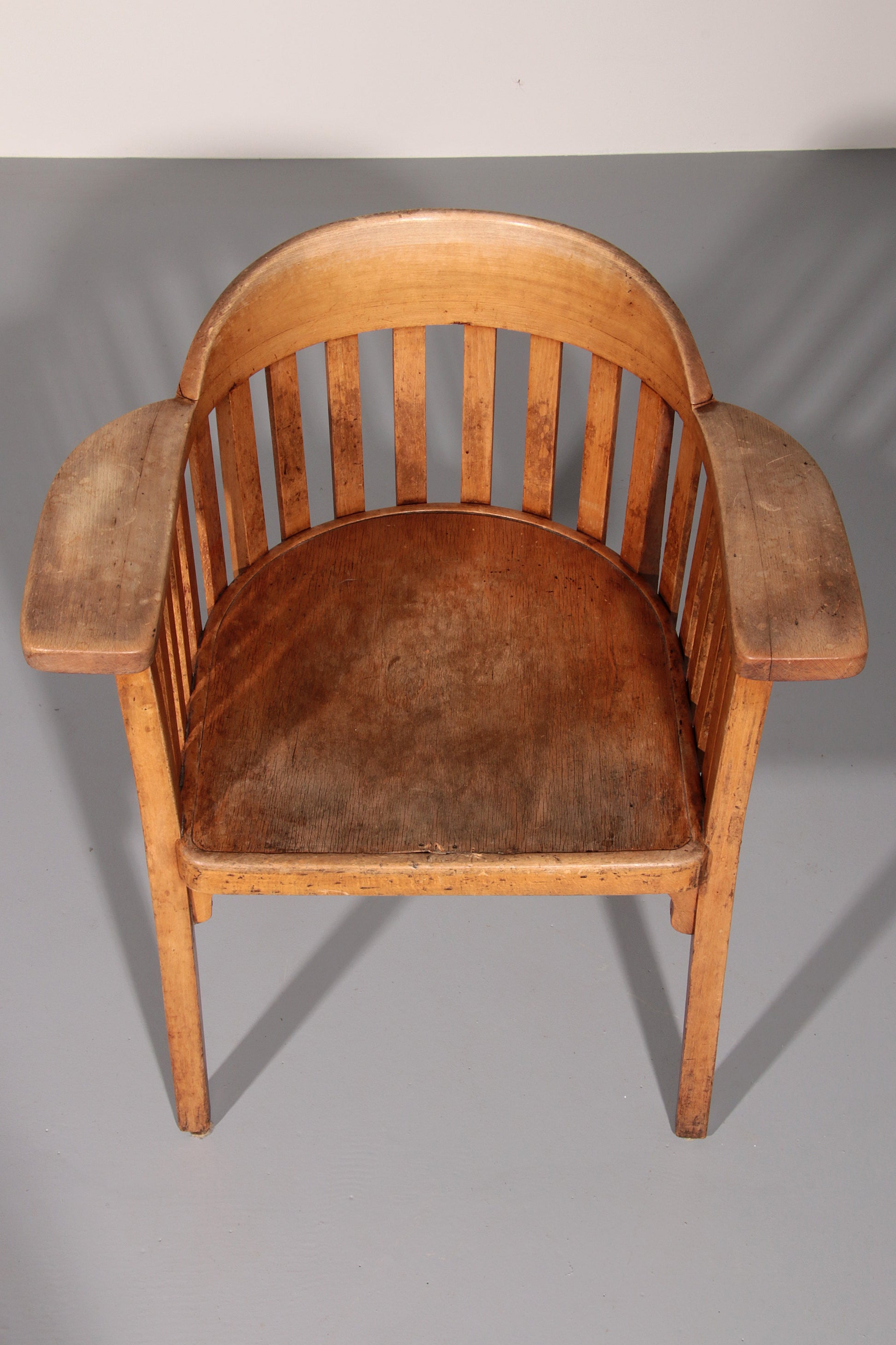 Very rare Elephant Desk Chair by Josef Hoffmann for J&J Kohn - Collectors - Net.Work