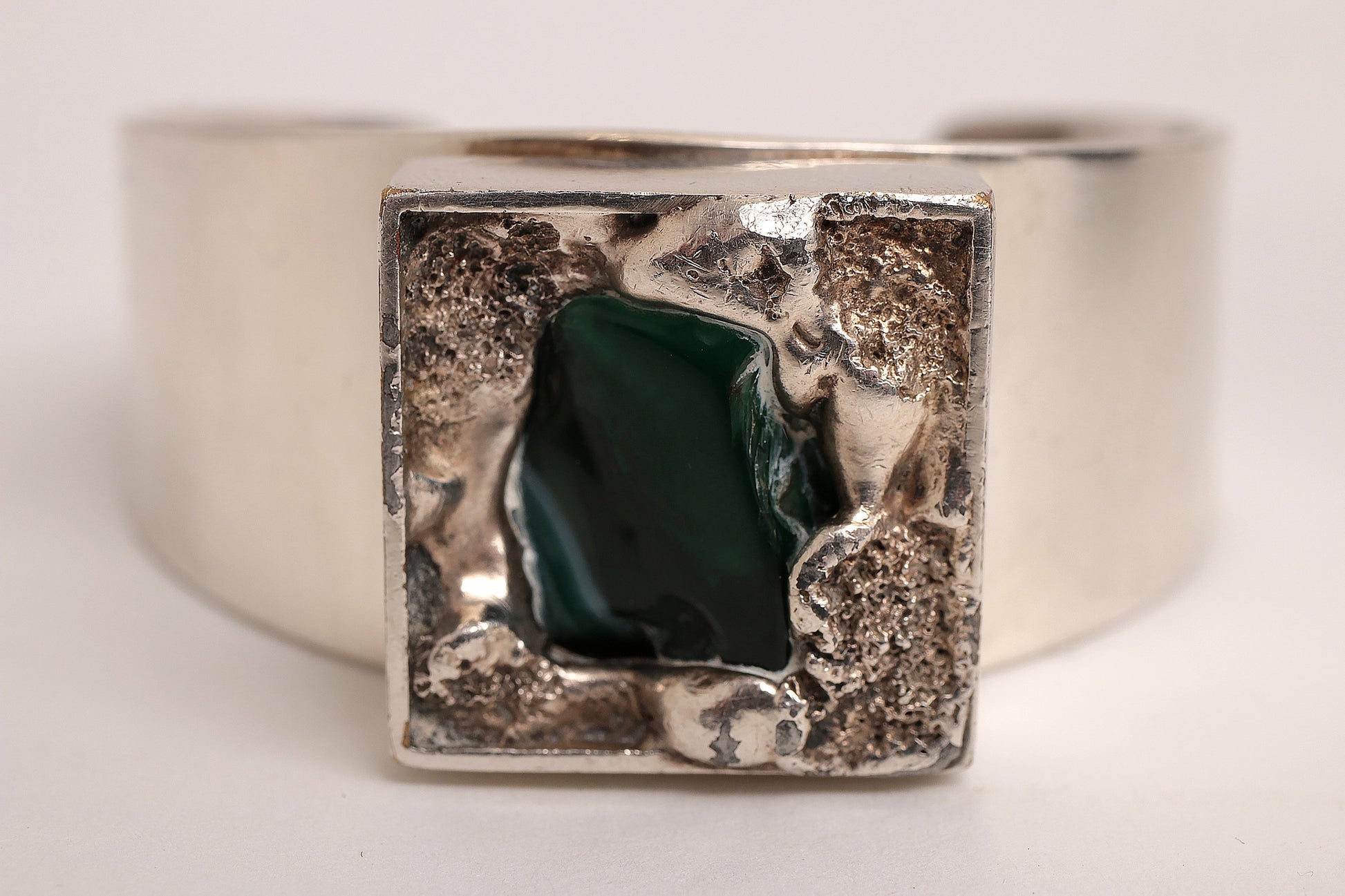 Verzilverde armband met glassteen van Dansk Smykkekunst,1970 Denemarken. - Collectors - Net.Work