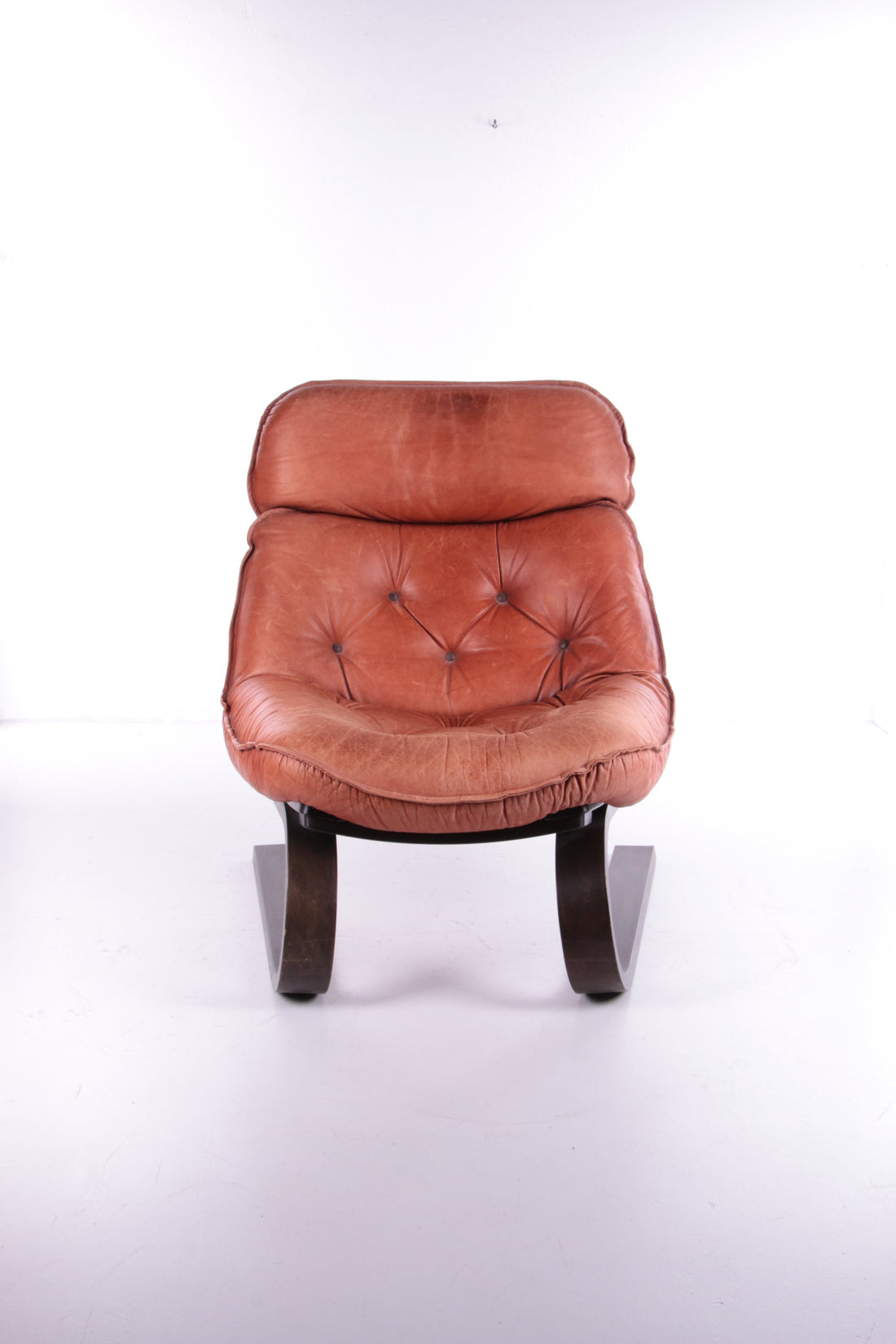Vintage Brazilian Armchair with Cognac color leather seat cushion, 70s. - Collectors - Net.Work