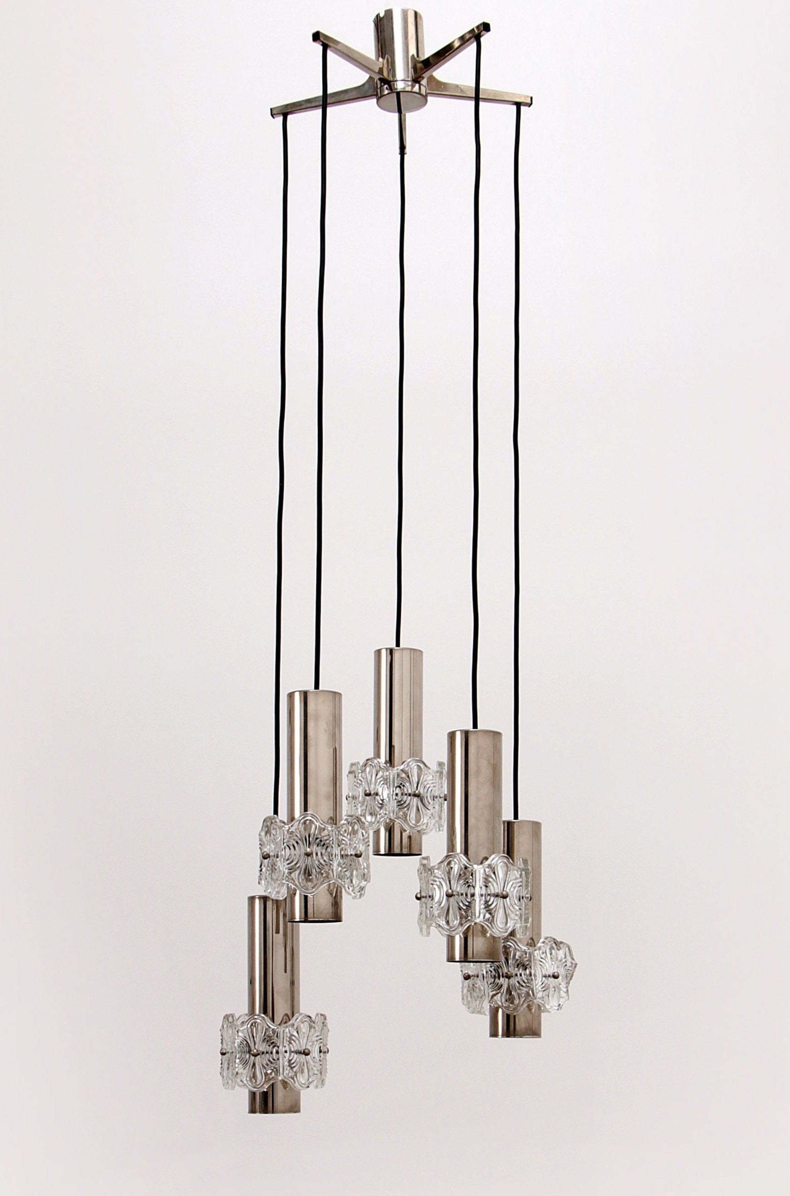 Vintage Cascade Chandelier with 5 Lights, Hollywood Regency Design - Collectors - Net.Work
