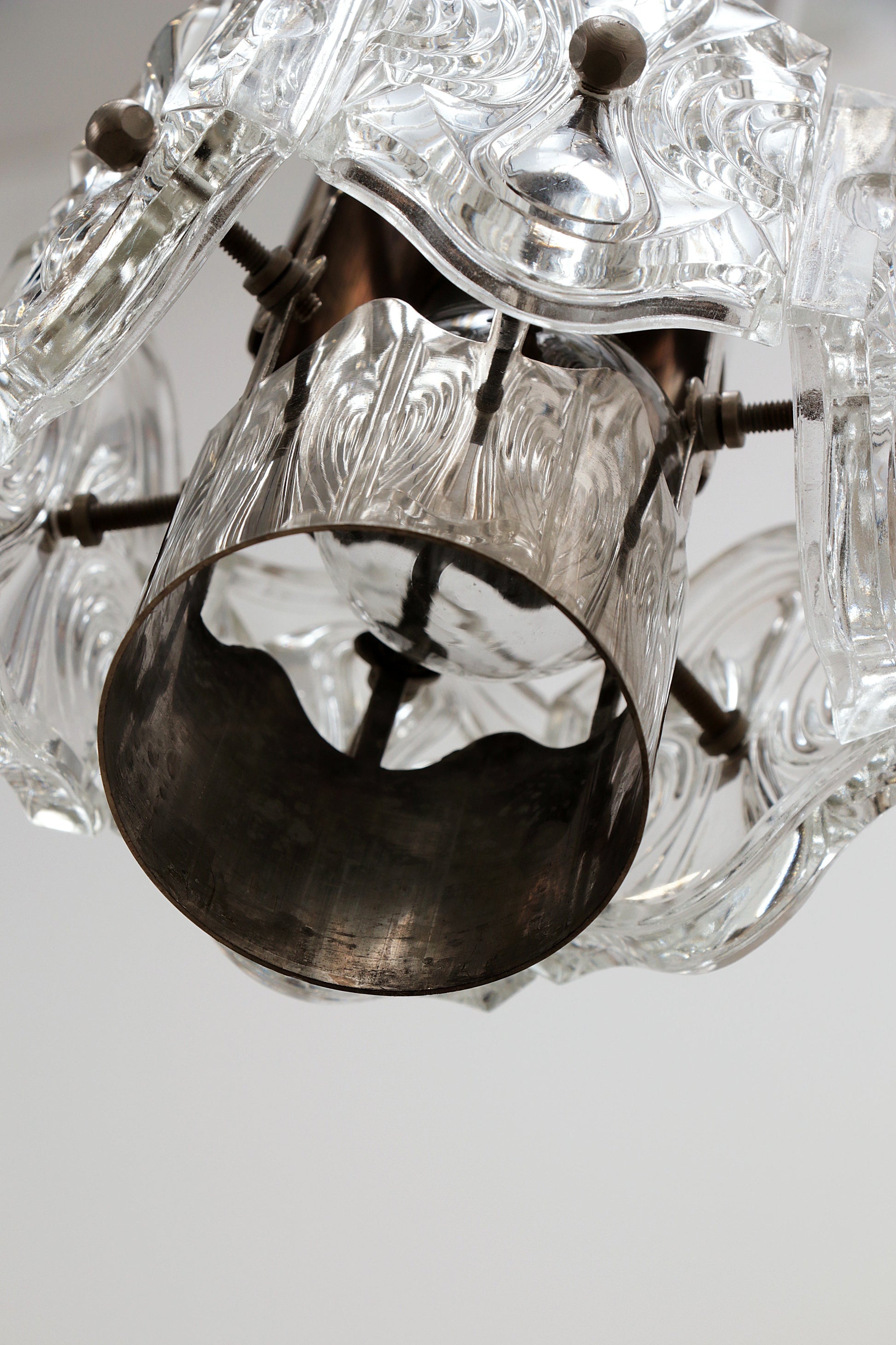 Vintage Cascade Chandelier with 5 Lights, Hollywood Regency Design - Collectors - Net.Work