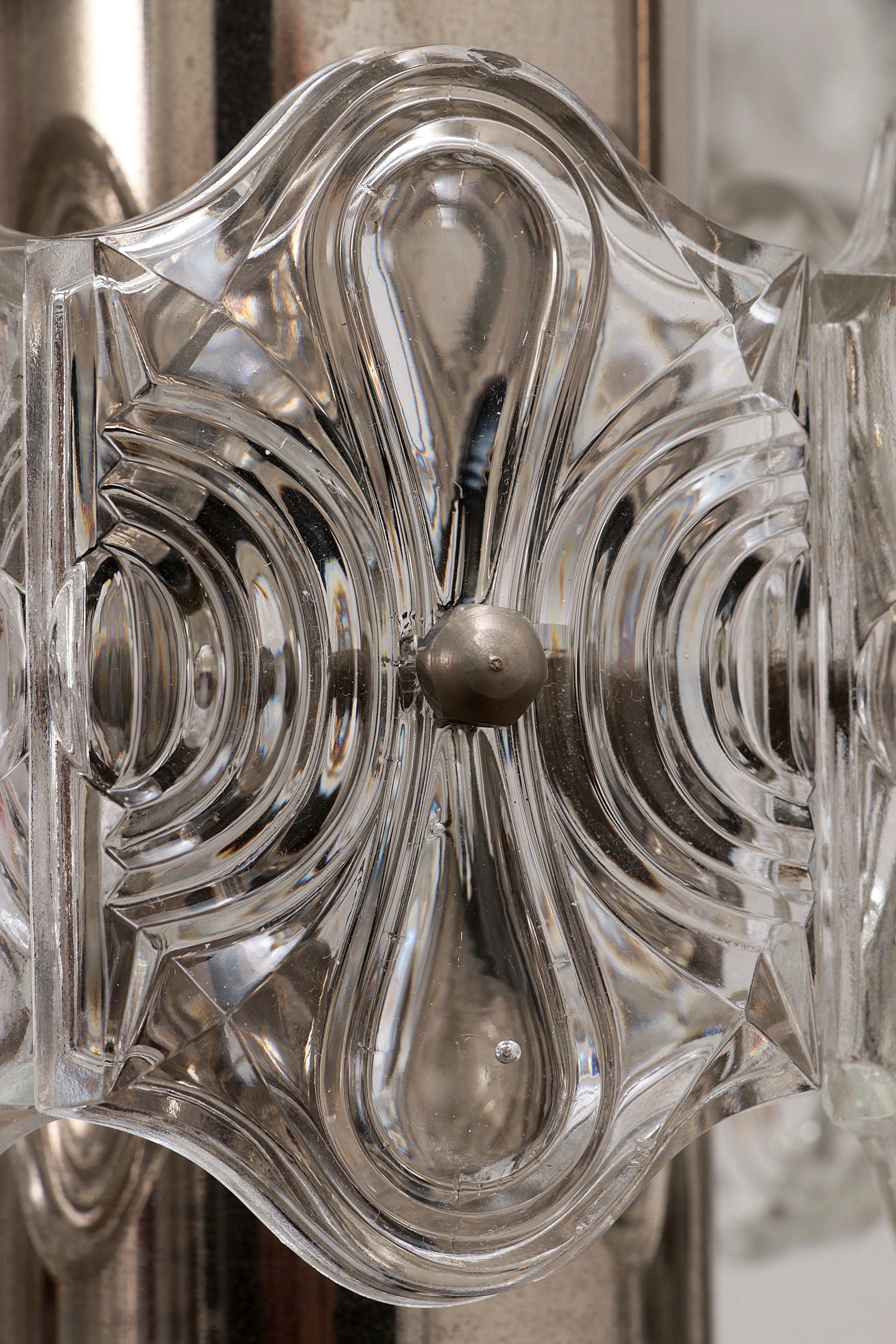 Vintage Cascade Chandelier with 5 Lights, Hollywood Regency Design - Collectors - Net.Work