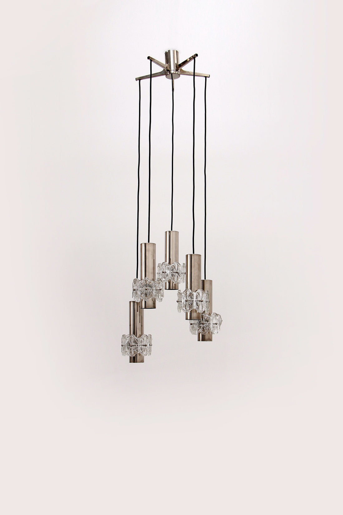 Vintage Cascade Chandelier with 5 Lights, Hollywood Regency Design - Collectors - Net.Work