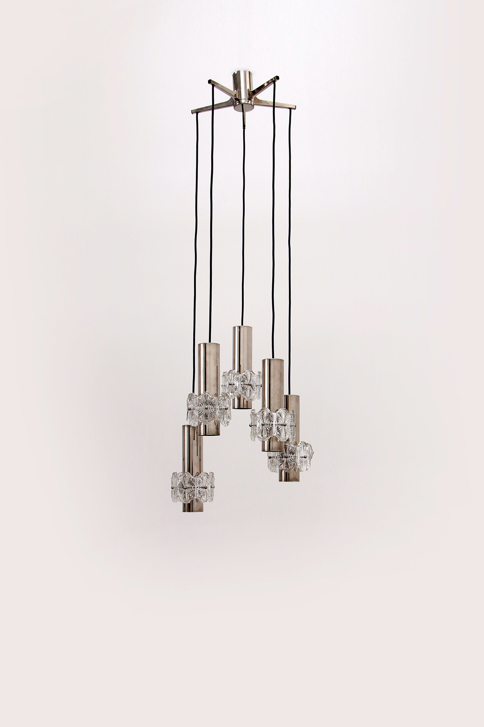 Vintage Cascade Chandelier with 5 Lights, Hollywood Regency Design - Collectors - Net.Work