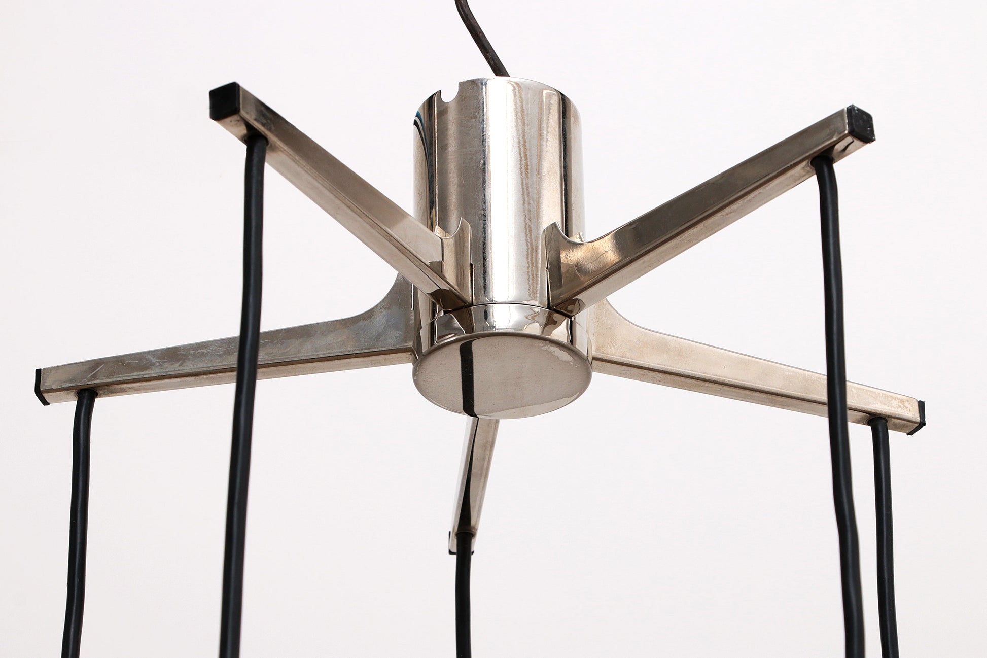 Vintage Cascade Chandelier with 5 Lights, Hollywood Regency Design - Collectors - Net.Work