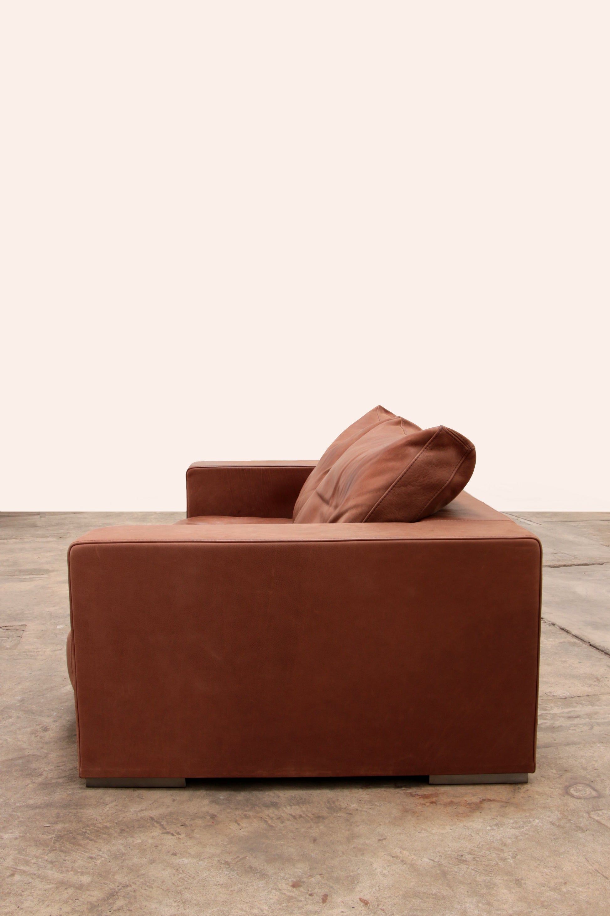 Vintage Cognac Leather Sofa Boedapest by Paola Navone for Baxter - Collectors - Net.Work