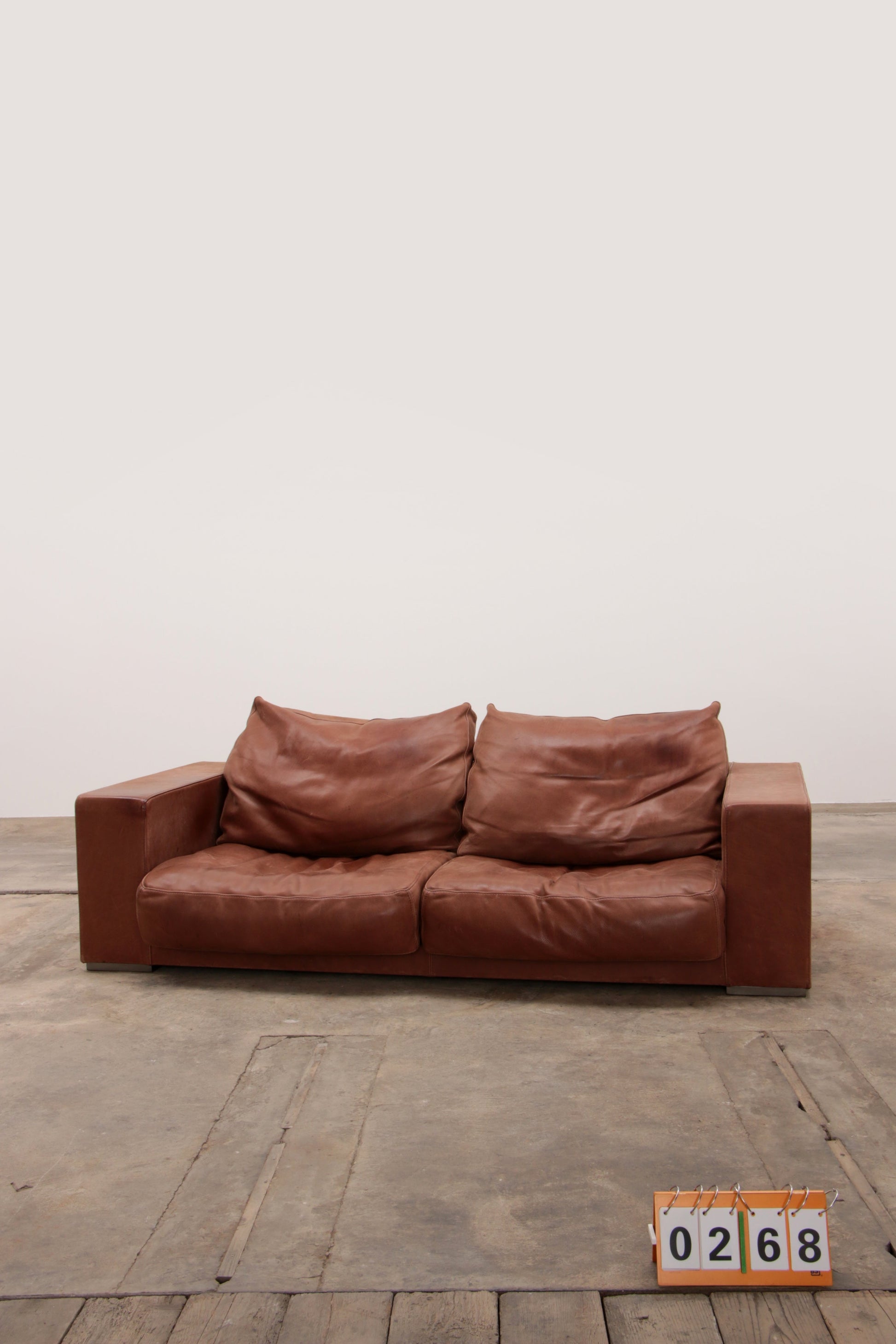Vintage Cognac Leather Sofa Boedapest by Paola Navone for Baxter - Collectors - Net.Work