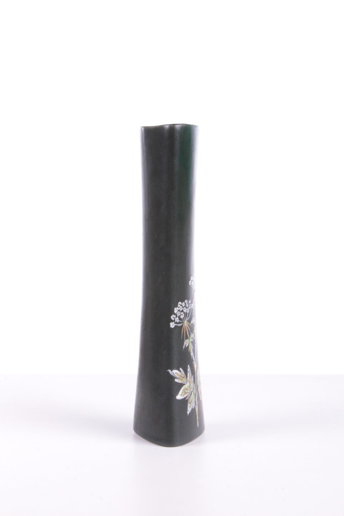 Vintage Ravnild Ceramic Vase With Bamboo Handle | Mid century, Denmark - Collectors - Net.Work