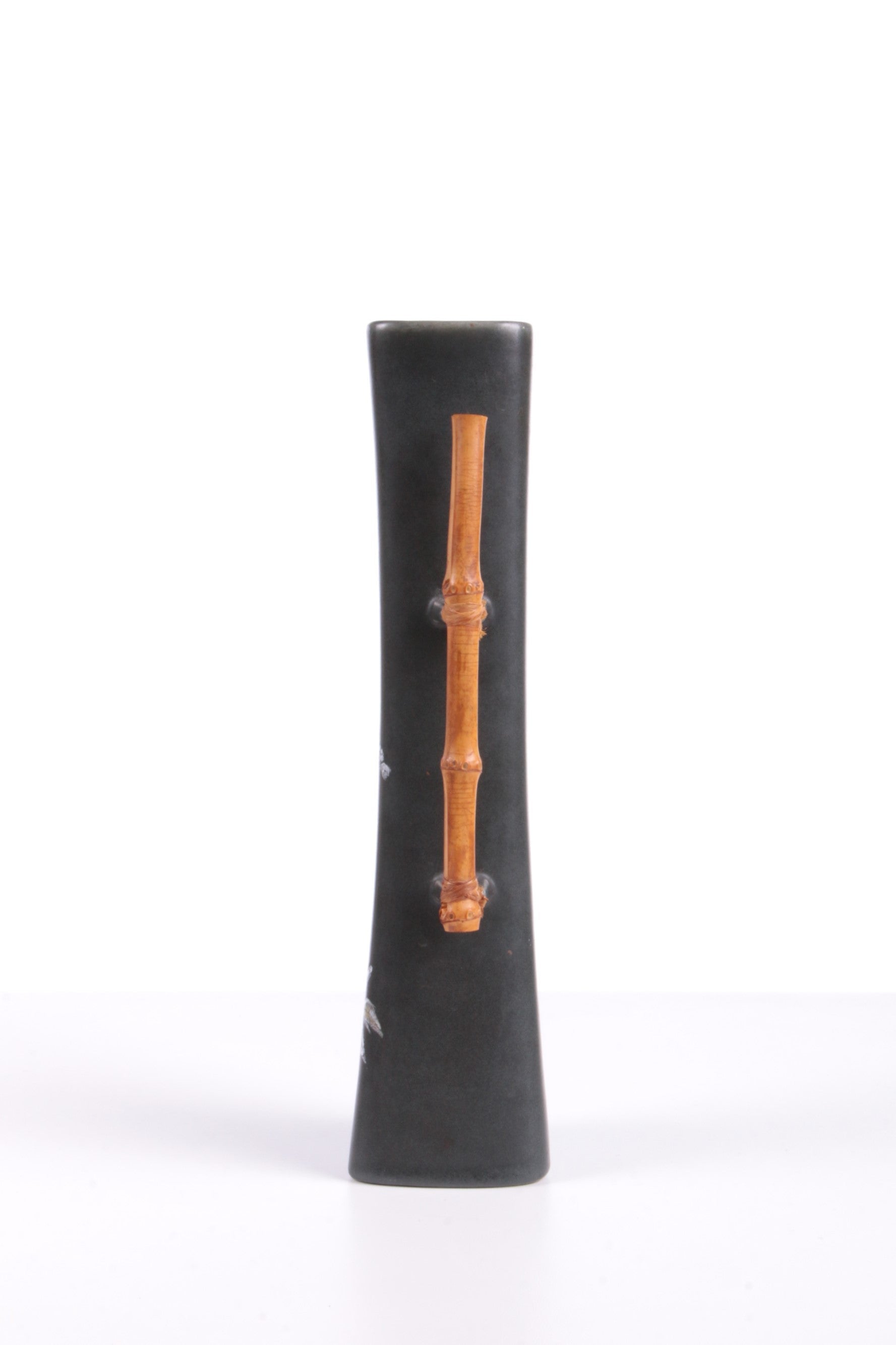 Vintage Ravnild Ceramic Vase With Bamboo Handle | Mid century, Denmark - Collectors - Net.Work