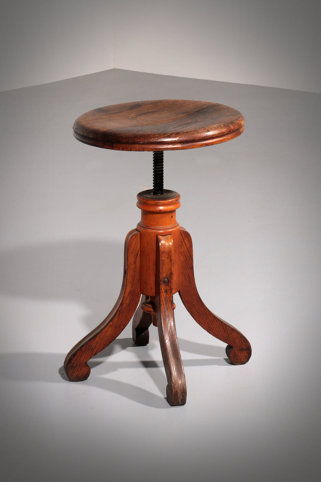 Vintage Scandinavian Piano Stool from 1900 in Solid Beech Wood - Collectors - Net.Work